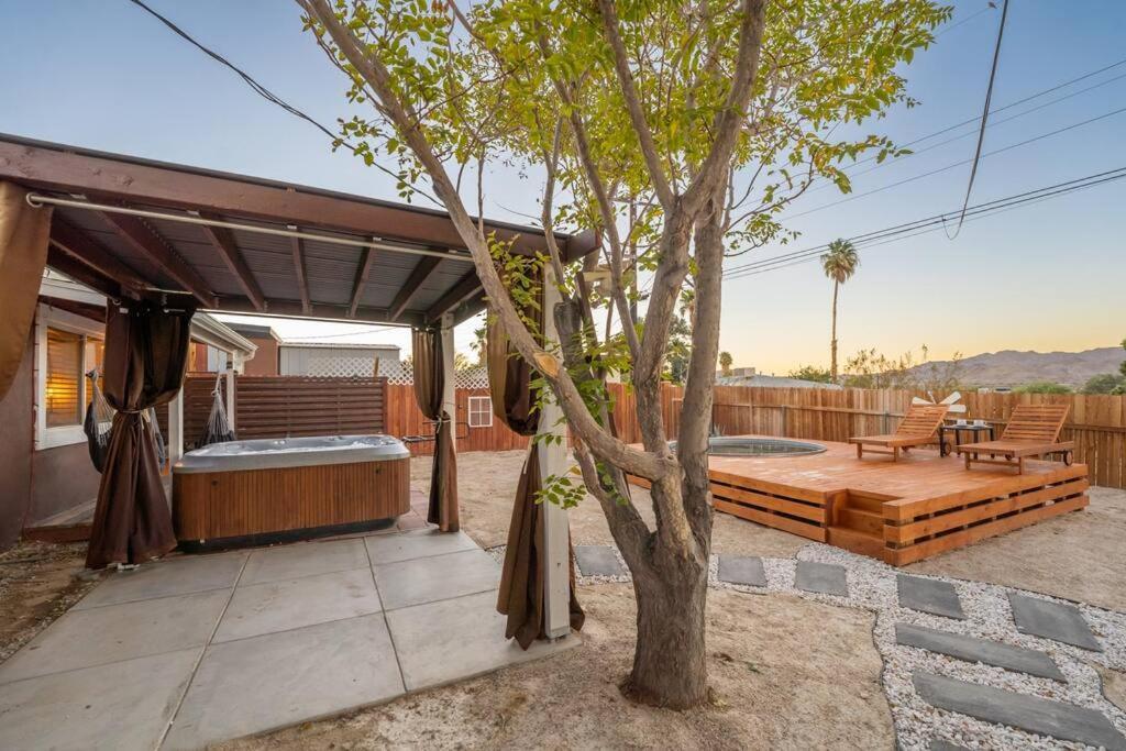 Вилла Palm Vista Retreat *Hot Tub/Cowboy Pool/Hammocks* Джошуа-Три Экстерьер фото
