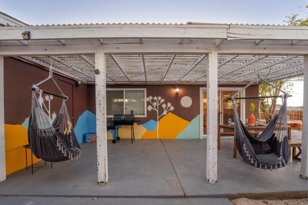 Вилла Palm Vista Retreat *Hot Tub/Cowboy Pool/Hammocks* Джошуа-Три Экстерьер фото